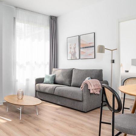 Limehome Valencia Carrer D'Antonio Ferrandis エクステリア 写真
