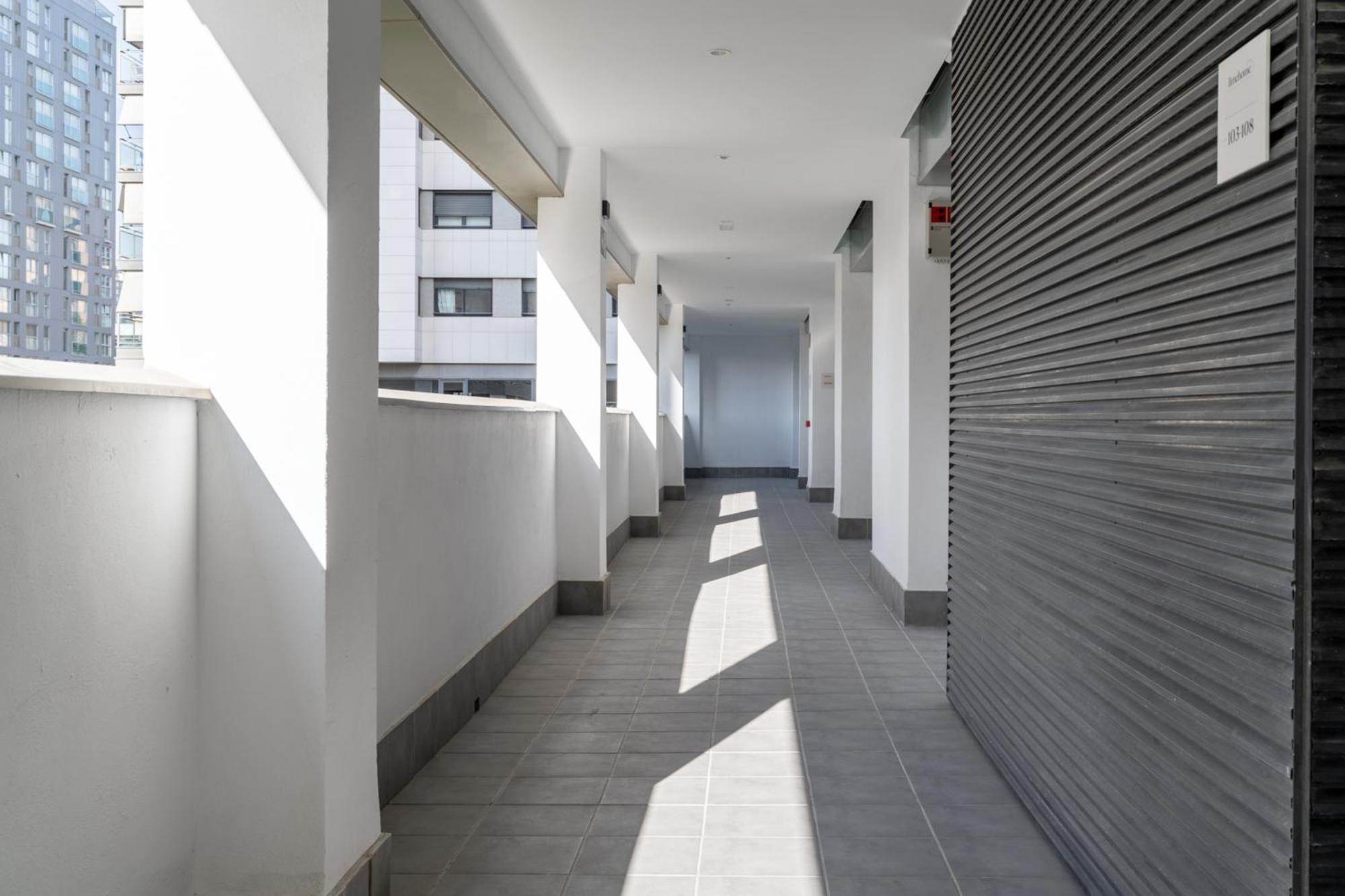 Limehome Valencia Carrer D'Antonio Ferrandis エクステリア 写真