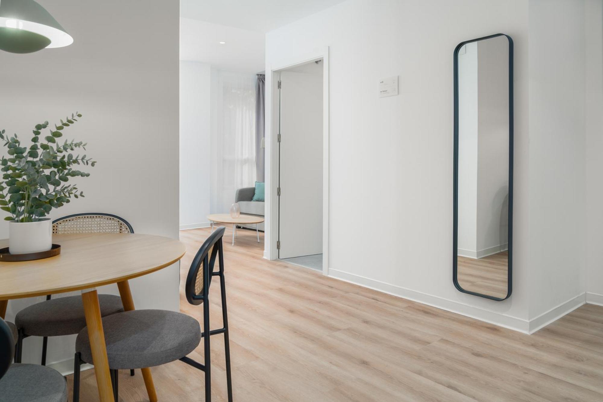 Limehome Valencia Carrer D'Antonio Ferrandis エクステリア 写真