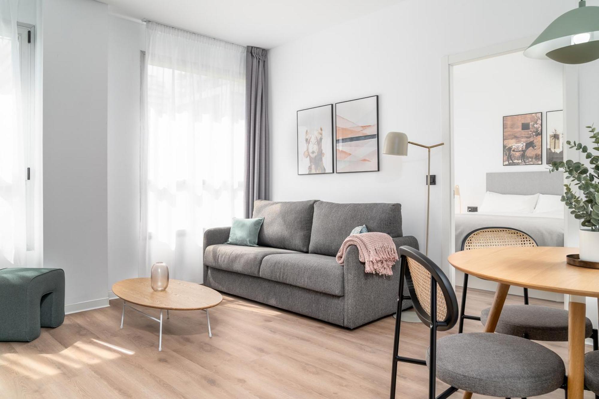 Limehome Valencia Carrer D'Antonio Ferrandis エクステリア 写真