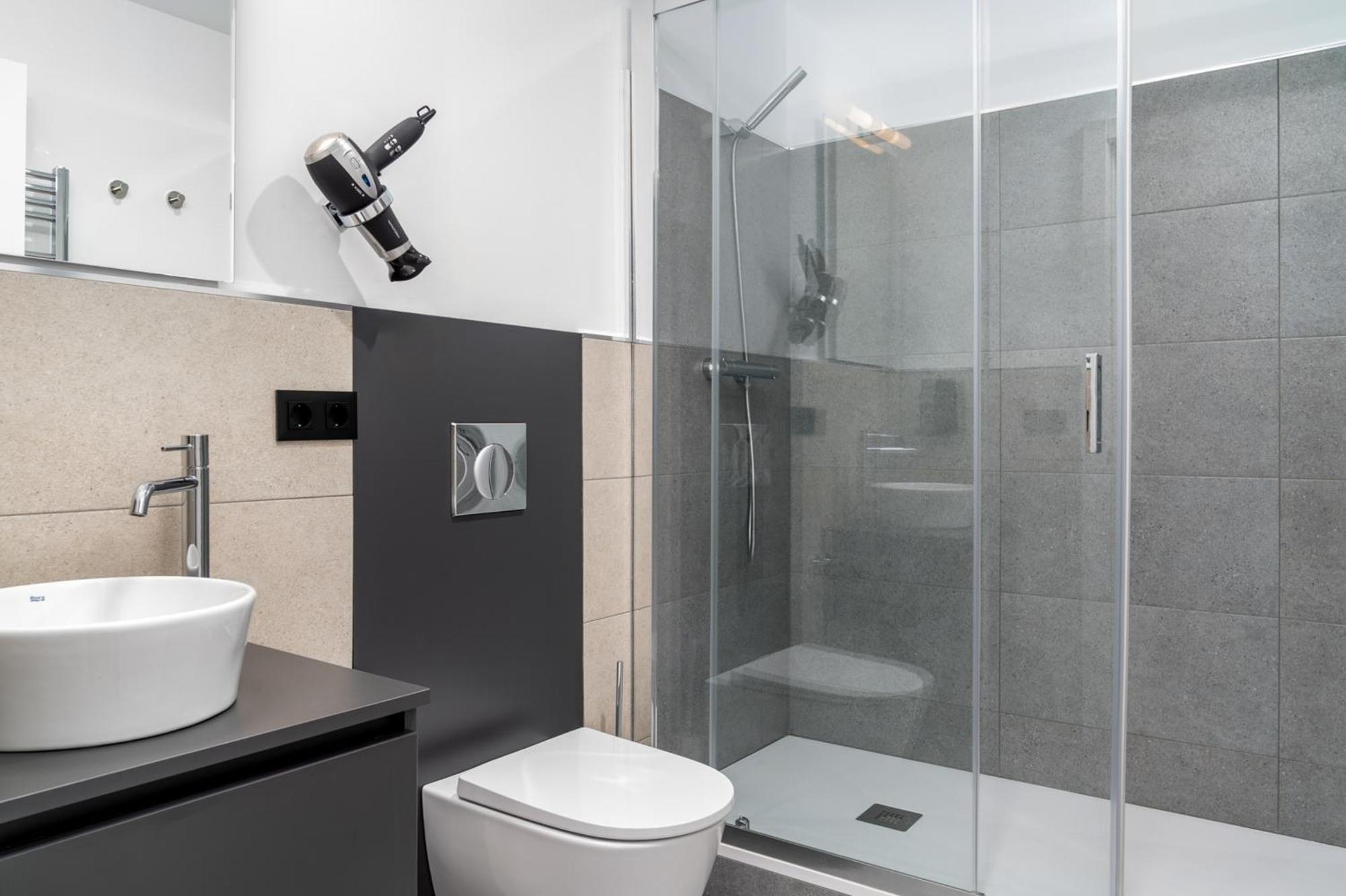 Limehome Valencia Carrer D'Antonio Ferrandis エクステリア 写真